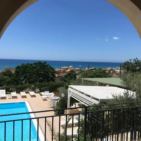 Ceni - Con Camere, Cucina, Wc E Terrazza Sul Mare In Con Piscina, Giardino E Parcheggio *
