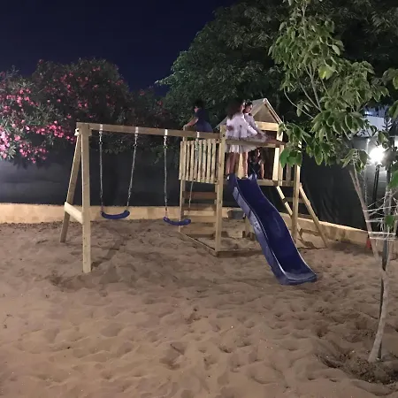 Casa de Férias Ceni - Con Camere, Cucina, Wc E Terrazza Sul Mare In Con Piscina, Giardino E Parcheggio *