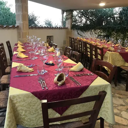 Ceni - Con Camere, Cucina, Wc E Terrazza Sul Mare In Con Piscina, Giardino E Parcheggio Casa de Férias