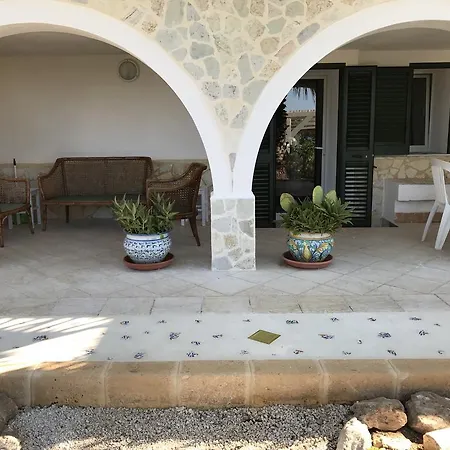 Ceni - Con Camere, Cucina, Wc E Terrazza Sul Mare In Con Piscina, Giardino E Parcheggio