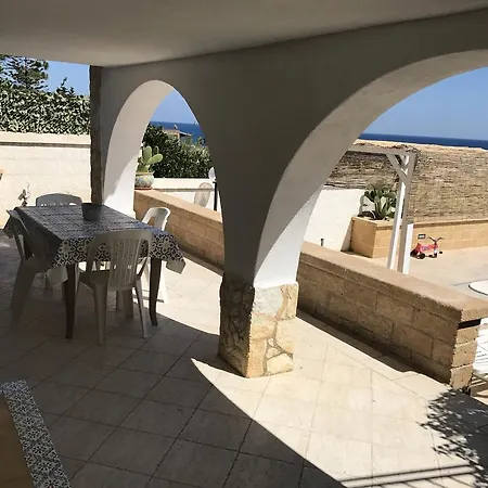 Ceni - Con Camere, Cucina, Wc E Terrazza Sul Mare In Con Piscina, Giardino E Parcheggio * Marinella di Selinunte
