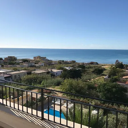Ceni - Con Camere, Cucina, Wc E Terrazza Sul Mare In Con Piscina, Giardino E Parcheggio Casa de Férias