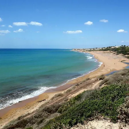 Ceni - Con Camere, Cucina, Wc E Terrazza Sul Mare In Con Piscina, Giardino E Parcheggio Casa de Férias Marinella di Selinunte