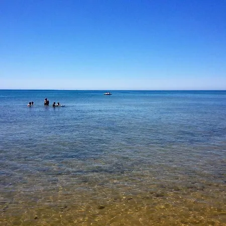 Casa de Férias Ceni - Con Camere, Cucina, Wc E Terrazza Sul Mare In Con Piscina, Giardino E Parcheggio *