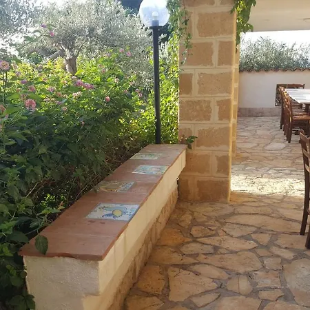 Casa de Férias Ceni - Con Camere, Cucina, Wc E Terrazza Sul Mare In Con Piscina, Giardino E Parcheggio Marinella di Selinunte