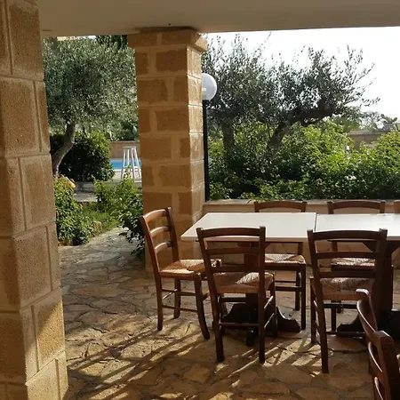 Ceni - Con Camere, Cucina, Wc E Terrazza Sul Mare In Con Piscina, Giardino E Parcheggio Casa de Férias *