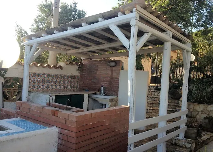 Ceni - Con Camere, Cucina, Wc E Terrazza Sul Mare In Con Piscina, Giardino E Parcheggio Casa vacanze